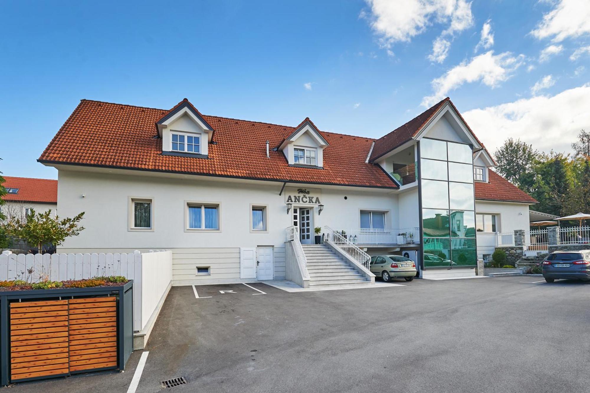 Hisa Ancka, Boutique Hotel & Maja Rooms 슬로벤 그라데츠 외부 사진